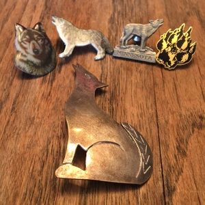 🐺 Wolf brooches 🐺